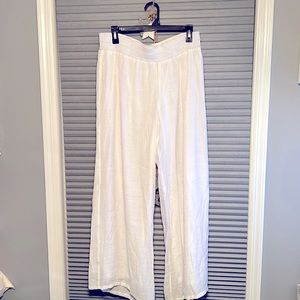 White flare pant